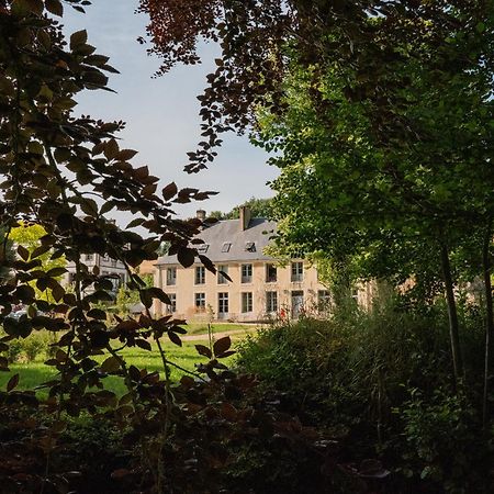 Hotel Les Pres Saint-Hilaire-le-Chatel Exterior photo